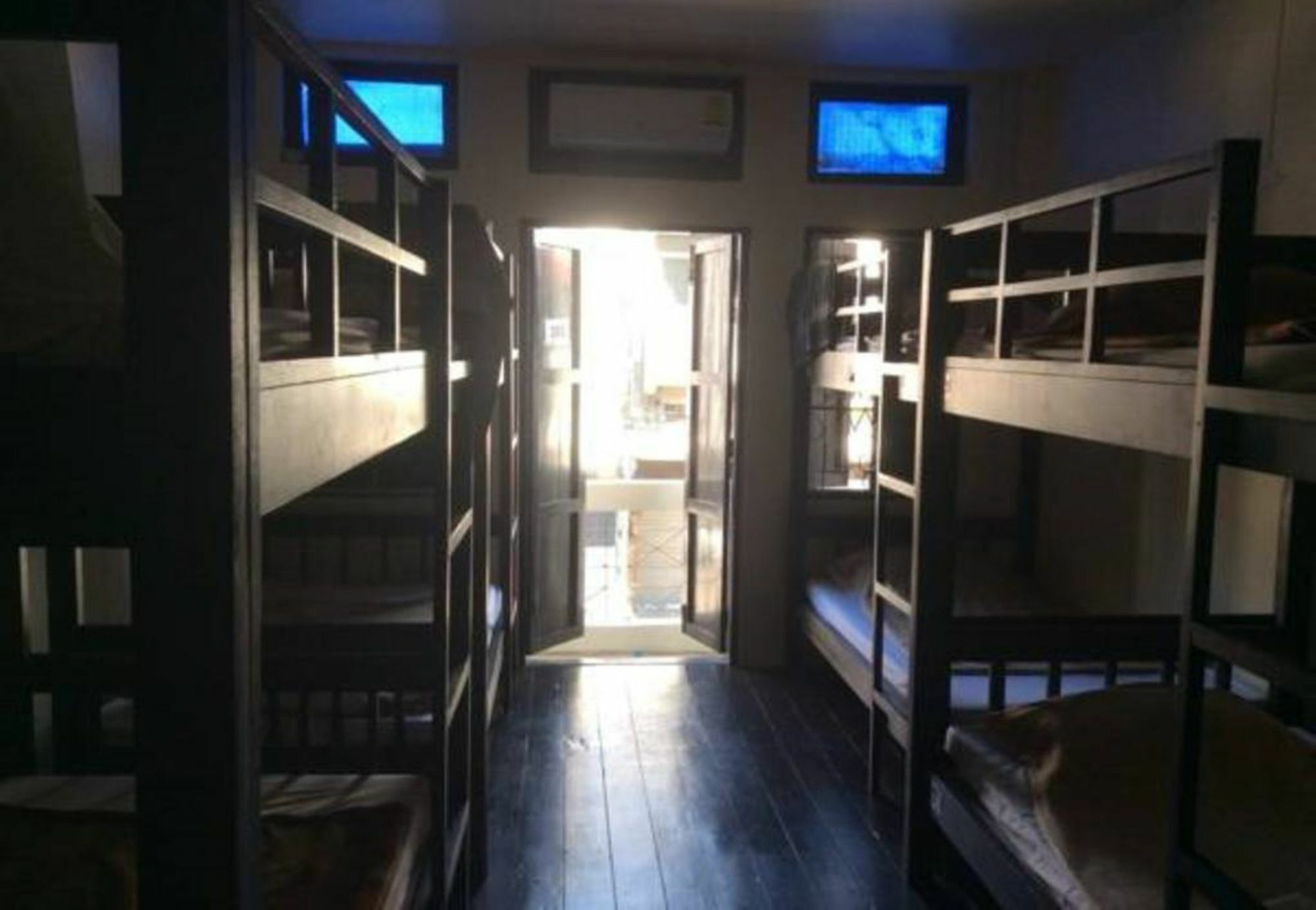 Thapae Backpackers Hostel (Adults Only) شيانغ ماي المظهر الخارجي الصورة